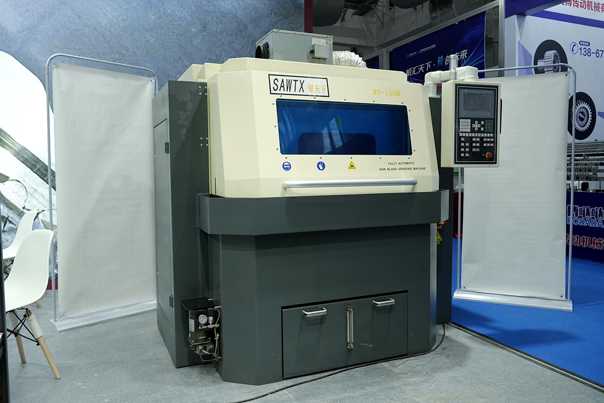 1732758885861672.jpg 02.jpg