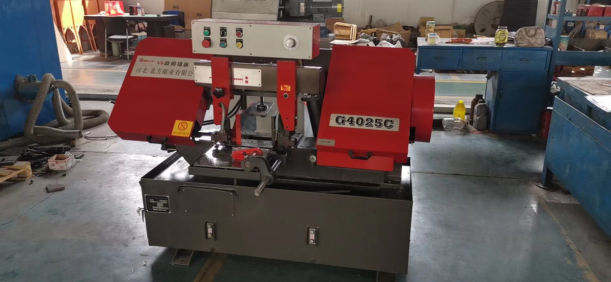 1734676021609449.jpg 鋸床廠家